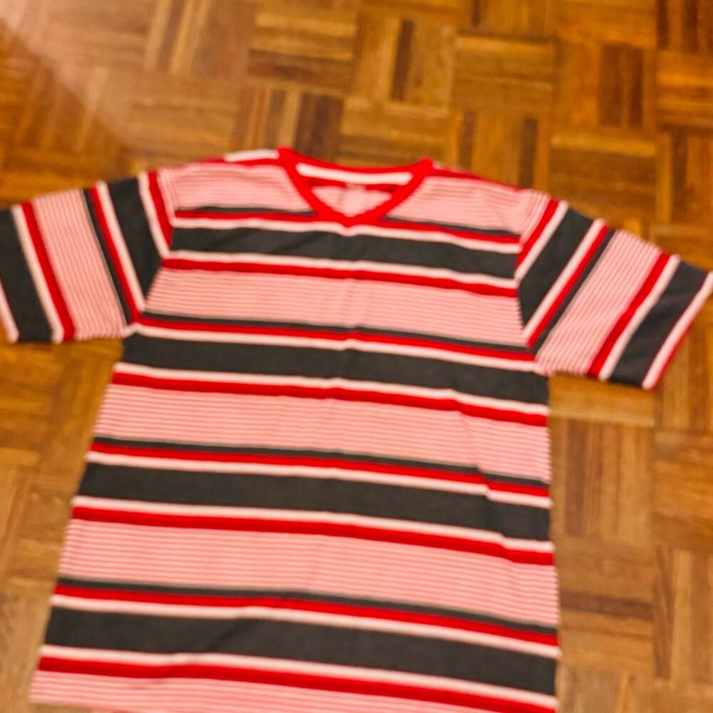 Brooklyn Unlimited Men's V-Neck Striped Short Sleeve T-Shirt Red Black Grey